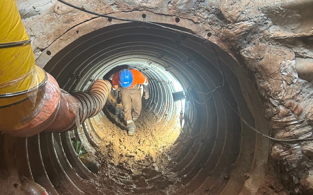 TUNNEL LINER